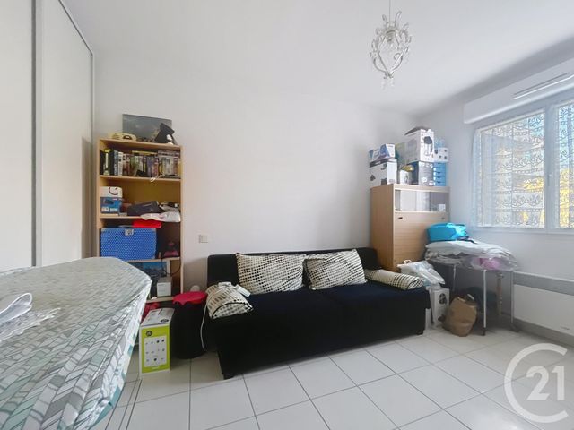 Appartement à vendre - 4 pièces - 87.97 m2 - ST RAPHAEL - 83 - PROVENCE-ALPES-COTE-D-AZUR - Century 21 Sud Habitat