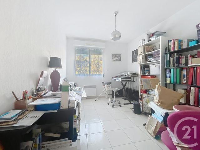 Appartement à vendre - 4 pièces - 87.97 m2 - ST RAPHAEL - 83 - PROVENCE-ALPES-COTE-D-AZUR - Century 21 Sud Habitat