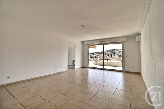 Appartement F3 à vendre - 3 pièces - 78.28 m2 - ST RAPHAEL - 83 - PROVENCE-ALPES-COTE-D-AZUR - Century 21 Sud Habitat