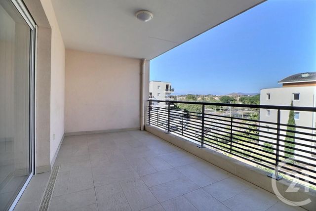 Appartement T2 à vendre - 2 pièces - 40.0 m2 - FREJUS - 83 - PROVENCE-ALPES-COTE-D-AZUR - Century 21 Sud Habitat