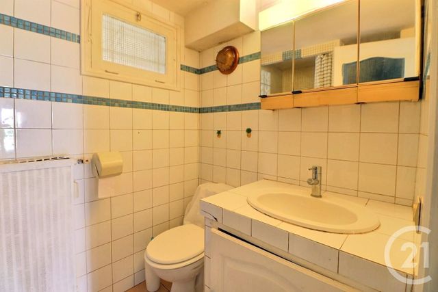 Appartement Studio à vendre - 1 pièce - 19.0 m2 - ST RAPHAEL - 83 - PROVENCE-ALPES-COTE-D-AZUR - Century 21 Sud Habitat