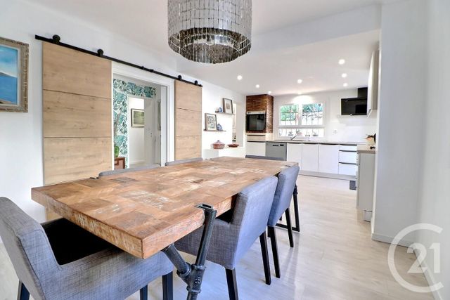 maison à vendre - 6 pièces - 163.0 m2 - ST RAPHAEL - 83 - PROVENCE-ALPES-COTE-D-AZUR - Century 21 Sud Habitat