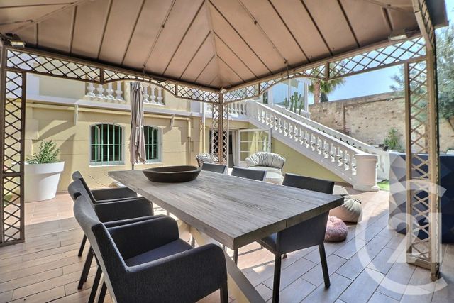 Afficher la photo en grand maison à vendre - 7 pièces - 244.0 m2 - ST RAPHAEL - 83 - PROVENCE-ALPES-COTE-D-AZUR - Century 21 Sud Habitat