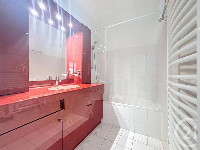 Appartement T4 à vendre - 4 pièces - 80.74 m2 - ST RAPHAEL - 83 - PROVENCE-ALPES-COTE-D-AZUR - Century 21 Sud Habitat