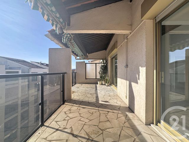 Appartement T4 à vendre - 4 pièces - 80.74 m2 - ST RAPHAEL - 83 - PROVENCE-ALPES-COTE-D-AZUR - Century 21 Sud Habitat