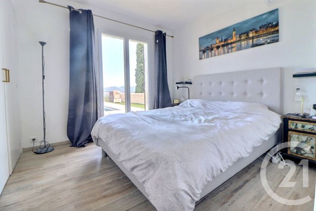 maison à vendre - 5 pièces - 130.0 m2 - ROQUEBRUNE SUR ARGENS - 83 - PROVENCE-ALPES-COTE-D-AZUR - Century 21 Sud Habitat
