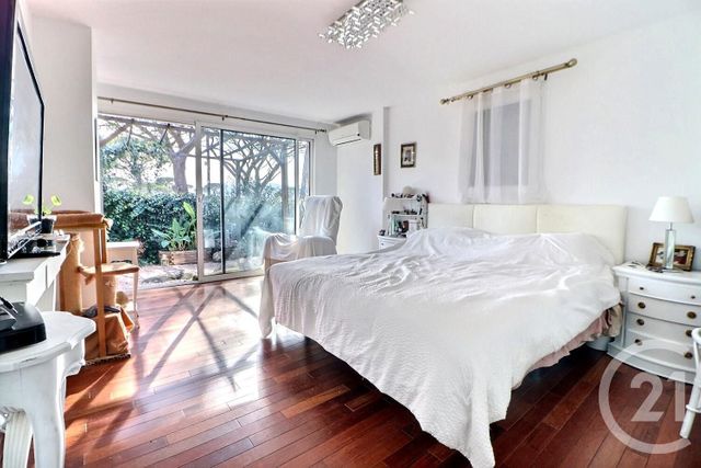 maison à vendre - 8 pièces - 215.0 m2 - PUGET SUR ARGENS - 83 - PROVENCE-ALPES-COTE-D-AZUR - Century 21 Sud Habitat