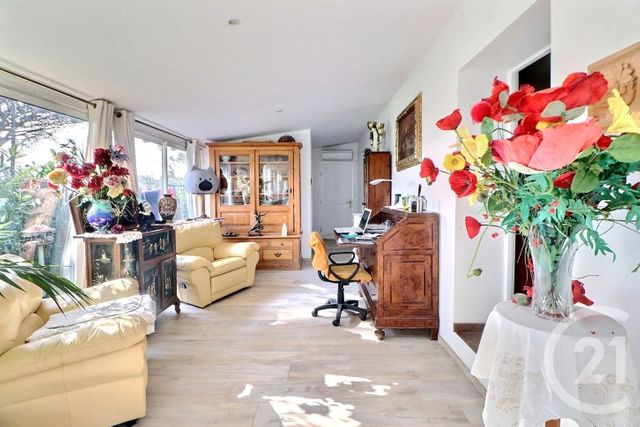 maison à vendre - 8 pièces - 215.0 m2 - PUGET SUR ARGENS - 83 - PROVENCE-ALPES-COTE-D-AZUR - Century 21 Sud Habitat