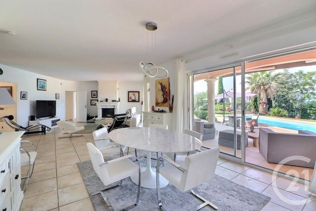 maison à vendre - 6 pièces - 182.0 m2 - BAGNOLS EN FORET - 83 - PROVENCE-ALPES-COTE-D-AZUR - Century 21 Sud Habitat