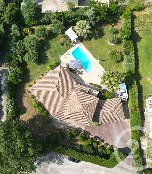 maison à vendre - 6 pièces - 182.0 m2 - BAGNOLS EN FORET - 83 - PROVENCE-ALPES-COTE-D-AZUR - Century 21 Sud Habitat