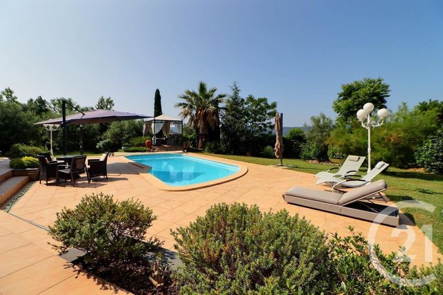 maison à vendre - 6 pièces - 182.0 m2 - BAGNOLS EN FORET - 83 - PROVENCE-ALPES-COTE-D-AZUR - Century 21 Sud Habitat