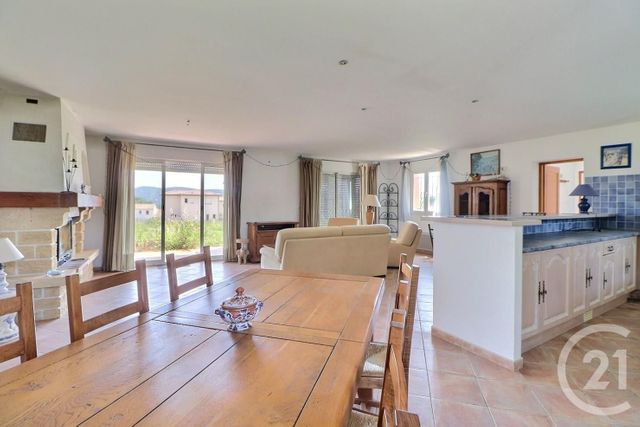 maison à vendre - 4 pièces - 130.55 m2 - BAGNOLS EN FORET - 83 - PROVENCE-ALPES-COTE-D-AZUR - Century 21 Sud Habitat