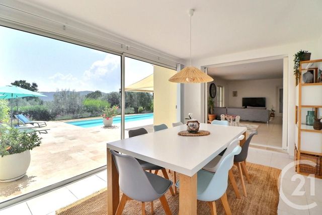 maison à vendre - 6 pièces - 206.0 m2 - BAGNOLS EN FORET - 83 - PROVENCE-ALPES-COTE-D-AZUR - Century 21 Sud Habitat