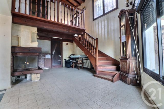 maison à vendre - 8 pièces - 194.75 m2 - ST RAPHAEL - 83 - PROVENCE-ALPES-COTE-D-AZUR - Century 21 Sud Habitat