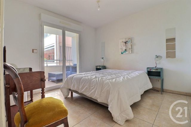 Appartement F3 à vendre - 3 pièces - 72.37 m2 - ST RAPHAEL - 83 - PROVENCE-ALPES-COTE-D-AZUR - Century 21 Sud Habitat
