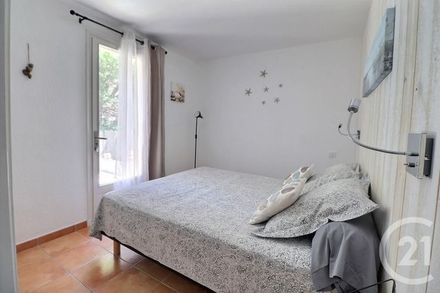 Appartement à vendre - 2 pièces - 35.0 m2 - FREJUS - 83 - PROVENCE-ALPES-COTE-D-AZUR - Century 21 Sud Habitat