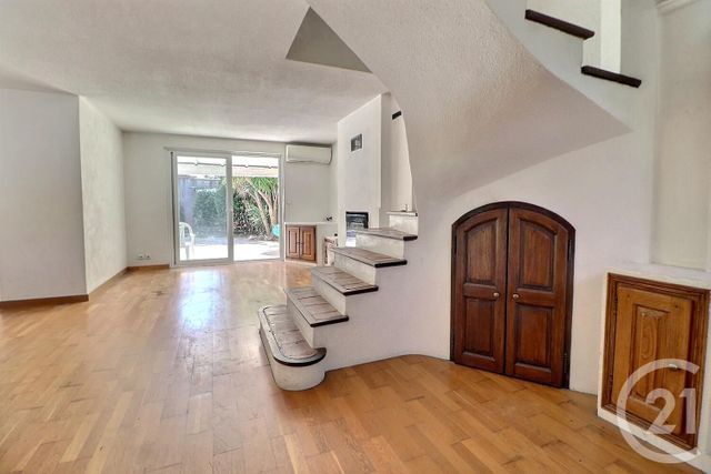 Afficher la photo en grand maison à vendre - 4 pièces - 87.0 m2 - ST RAPHAEL - 83 - PROVENCE-ALPES-COTE-D-AZUR - Century 21 Sud Habitat