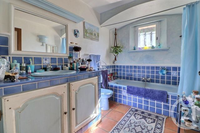 maison à vendre - 5 pièces - 178.0 m2 - ROQUEBRUNE SUR ARGENS - 83 - PROVENCE-ALPES-COTE-D-AZUR - Century 21 Sud Habitat