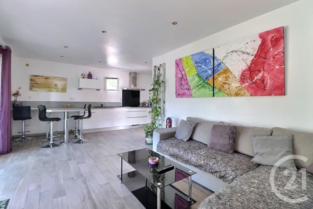 maison à vendre - 5 pièces - 178.0 m2 - ROQUEBRUNE SUR ARGENS - 83 - PROVENCE-ALPES-COTE-D-AZUR - Century 21 Sud Habitat