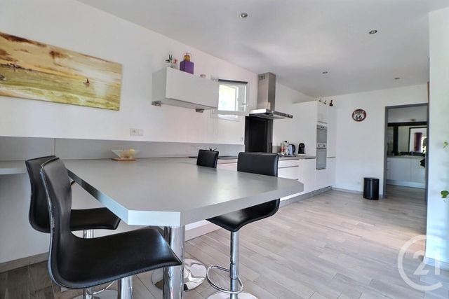 maison à vendre - 5 pièces - 178.0 m2 - ROQUEBRUNE SUR ARGENS - 83 - PROVENCE-ALPES-COTE-D-AZUR - Century 21 Sud Habitat