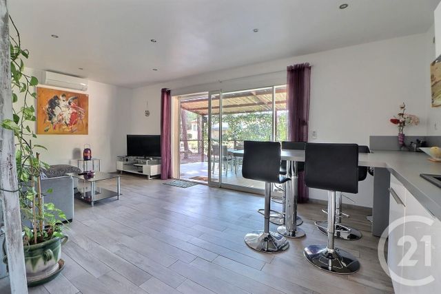 maison à vendre - 5 pièces - 178.0 m2 - ROQUEBRUNE SUR ARGENS - 83 - PROVENCE-ALPES-COTE-D-AZUR - Century 21 Sud Habitat