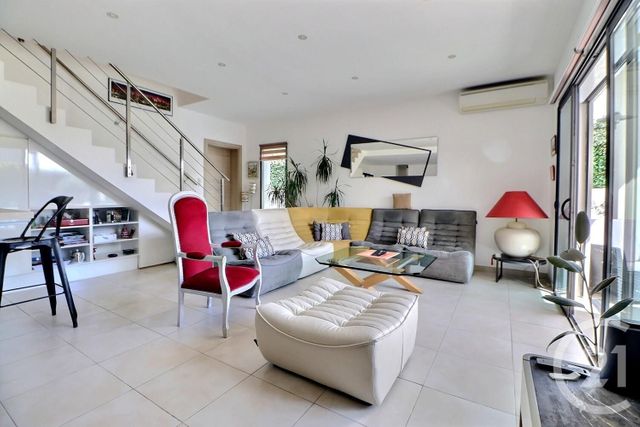 maison à vendre - 4 pièces - 110.0 m2 - ST RAPHAEL - 83 - PROVENCE-ALPES-COTE-D-AZUR - Century 21 Sud Habitat