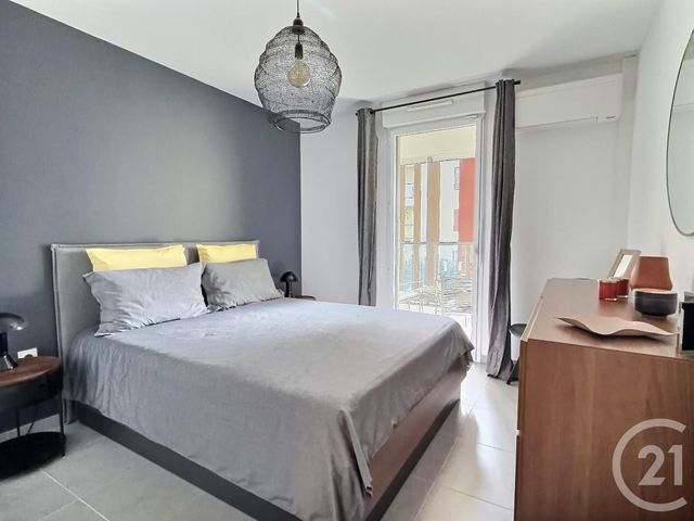 Appartement F2 à vendre - 2 pièces - 47.4 m2 - FREJUS - 83 - PROVENCE-ALPES-COTE-D-AZUR - Century 21 Sud Habitat