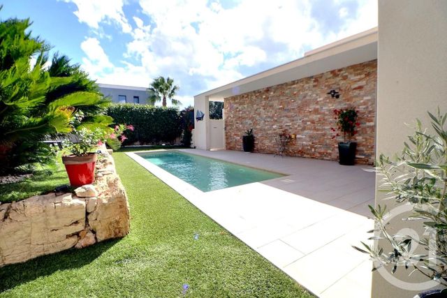 Appartement à vendre - 4 pièces - 110.0 m2 - ST RAPHAEL - 83 - PROVENCE-ALPES-COTE-D-AZUR - Century 21 Sud Habitat