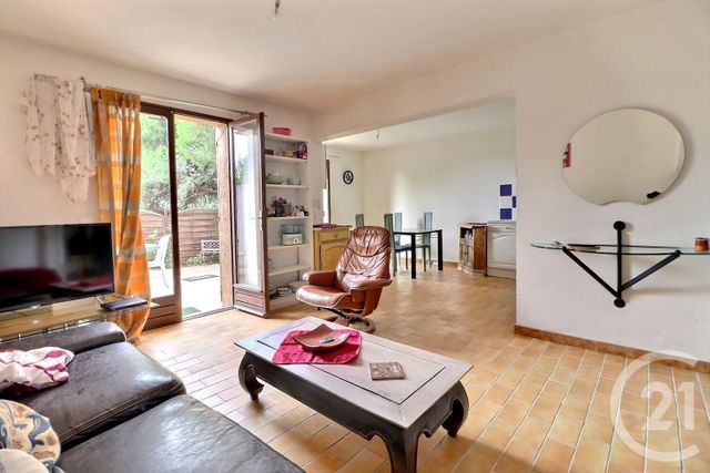 maison à vendre - 4 pièces - 81.0 m2 - FREJUS - 83 - PROVENCE-ALPES-COTE-D-AZUR - Century 21 Sud Habitat