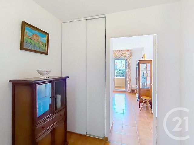 Appartement à vendre - 4 pièces - 77.18 m2 - ST RAPHAEL - 83 - PROVENCE-ALPES-COTE-D-AZUR - Century 21 Sud Habitat