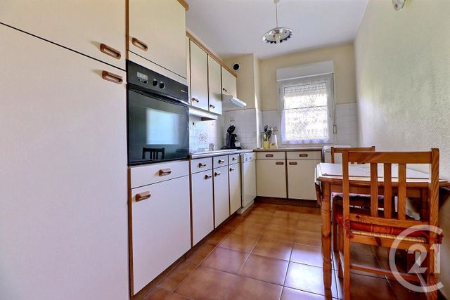 Appartement à vendre - 4 pièces - 77.18 m2 - ST RAPHAEL - 83 - PROVENCE-ALPES-COTE-D-AZUR - Century 21 Sud Habitat