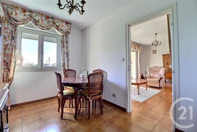 Appartement à vendre - 4 pièces - 77.18 m2 - ST RAPHAEL - 83 - PROVENCE-ALPES-COTE-D-AZUR - Century 21 Sud Habitat