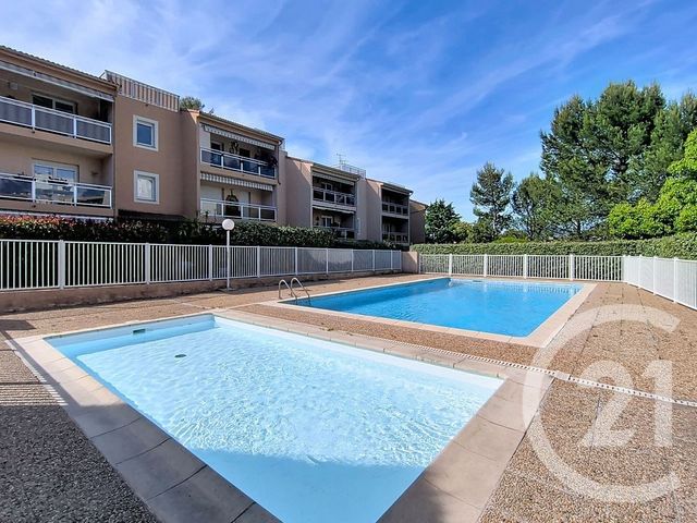 Appartement à vendre - 4 pièces - 77.18 m2 - ST RAPHAEL - 83 - PROVENCE-ALPES-COTE-D-AZUR - Century 21 Sud Habitat