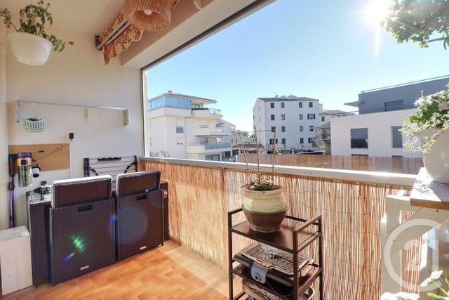 Appartement F2 à vendre - 2 pièces - 41.0 m2 - ST RAPHAEL - 83 - PROVENCE-ALPES-COTE-D-AZUR - Century 21 Sud Habitat