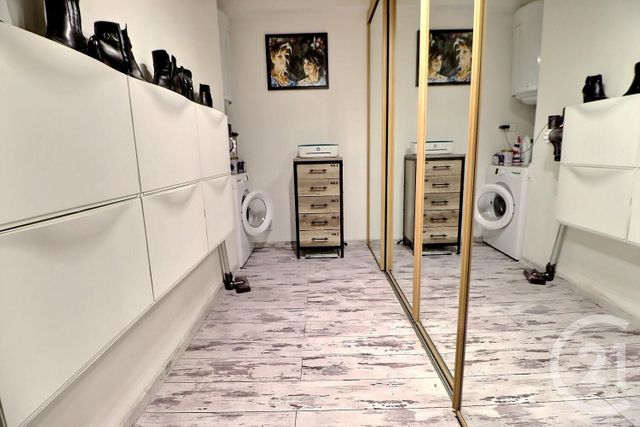 Appartement T3 à vendre - 3 pièces - 58.0 m2 - ROQUEBRUNE SUR ARGENS - 83 - PROVENCE-ALPES-COTE-D-AZUR - Century 21 Sud Habitat