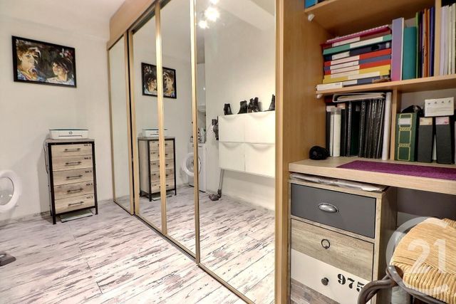 Appartement T3 à vendre - 3 pièces - 58.0 m2 - ROQUEBRUNE SUR ARGENS - 83 - PROVENCE-ALPES-COTE-D-AZUR - Century 21 Sud Habitat