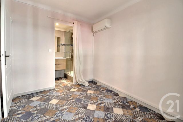 Appartement T2 à vendre - 2 pièces - 22.79 m2 - ST RAPHAEL - 83 - PROVENCE-ALPES-COTE-D-AZUR - Century 21 Sud Habitat