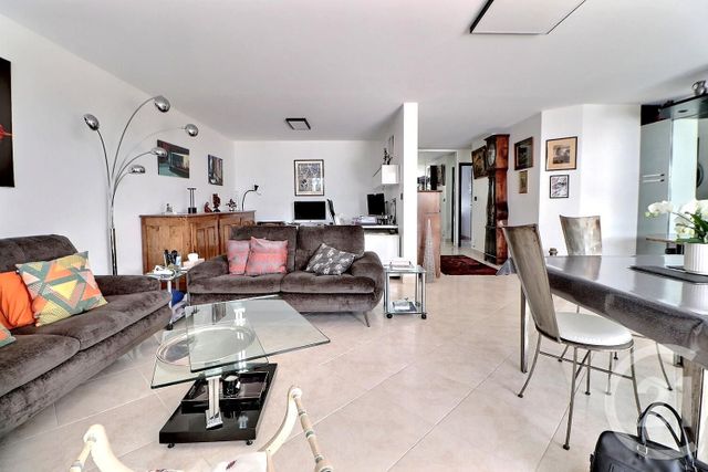 Appartement F4 à vendre - 4 pièces - 100.0 m2 - FREJUS - 83 - PROVENCE-ALPES-COTE-D-AZUR - Century 21 Sud Habitat