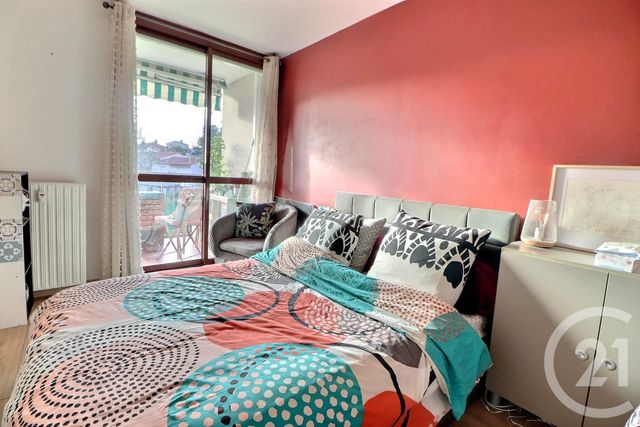 Appartement F3 à vendre - 3 pièces - 63.0 m2 - ST RAPHAEL - 83 - PROVENCE-ALPES-COTE-D-AZUR - Century 21 Sud Habitat