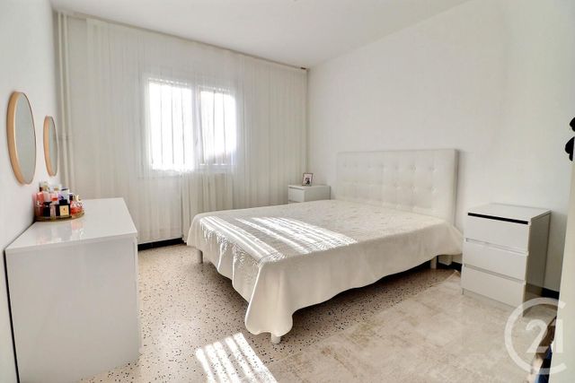 Appartement à vendre - 3 pièces - 60.0 m2 - FREJUS - 83 - PROVENCE-ALPES-COTE-D-AZUR - Century 21 Sud Habitat