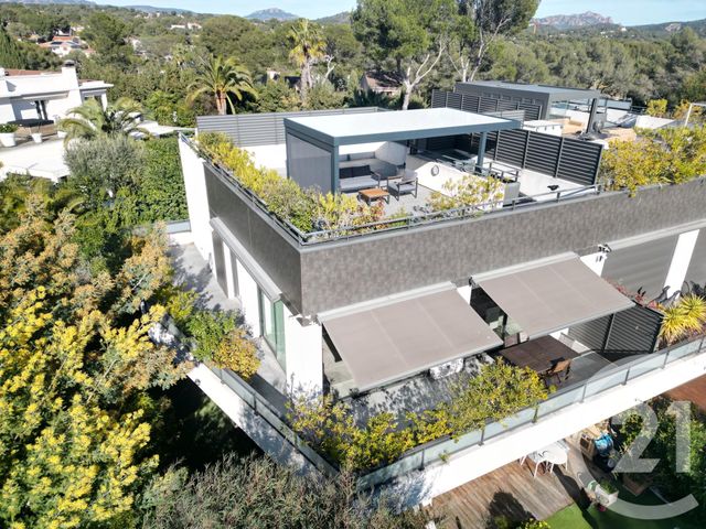 Appartement F4 à vendre - 4 pièces - 91.3 m2 - ST RAPHAEL - 83 - PROVENCE-ALPES-COTE-D-AZUR - Century 21 Sud Habitat