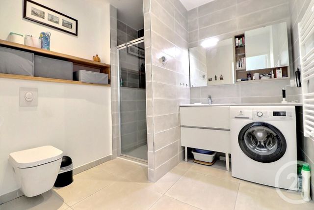 Appartement F4 à vendre - 4 pièces - 91.3 m2 - ST RAPHAEL - 83 - PROVENCE-ALPES-COTE-D-AZUR - Century 21 Sud Habitat