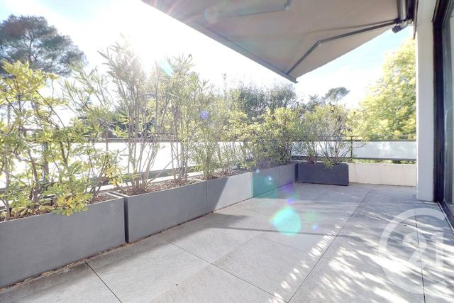 Appartement F4 à vendre - 4 pièces - 91.3 m2 - ST RAPHAEL - 83 - PROVENCE-ALPES-COTE-D-AZUR - Century 21 Sud Habitat