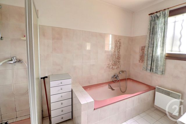 maison à vendre - 5 pièces - 120.0 m2 - ST RAPHAEL - 83 - PROVENCE-ALPES-COTE-D-AZUR - Century 21 Sud Habitat