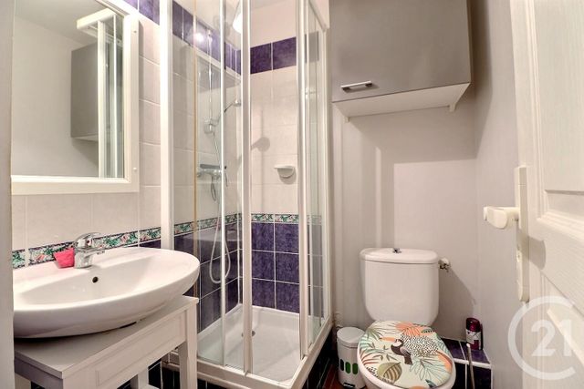 Appartement F3 à vendre - 2 pièces - 39.0 m2 - ST RAPHAEL - 83 - PROVENCE-ALPES-COTE-D-AZUR - Century 21 Sud Habitat