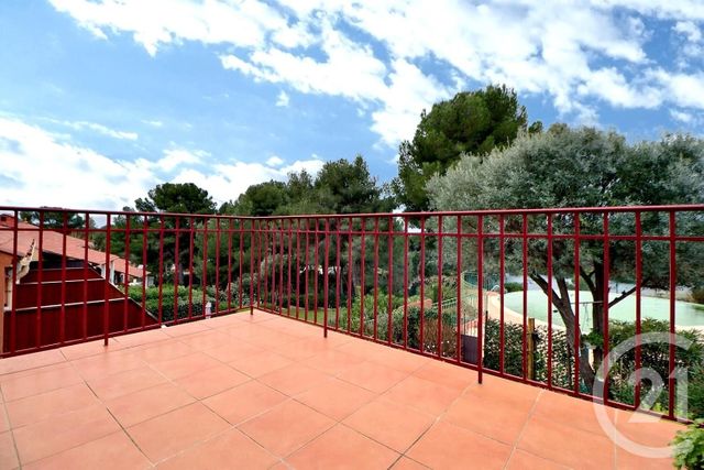 Appartement F3 à vendre - 2 pièces - 39.0 m2 - ST RAPHAEL - 83 - PROVENCE-ALPES-COTE-D-AZUR - Century 21 Sud Habitat