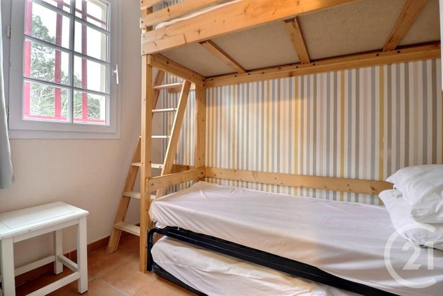 Appartement F3 à vendre - 2 pièces - 39.0 m2 - ST RAPHAEL - 83 - PROVENCE-ALPES-COTE-D-AZUR - Century 21 Sud Habitat