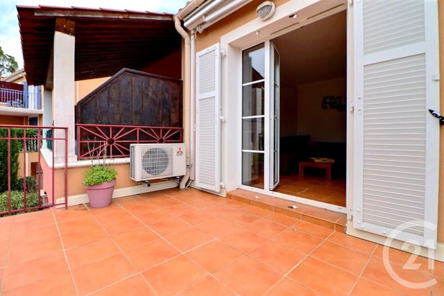 Appartement F3 à vendre - 2 pièces - 39.0 m2 - ST RAPHAEL - 83 - PROVENCE-ALPES-COTE-D-AZUR - Century 21 Sud Habitat