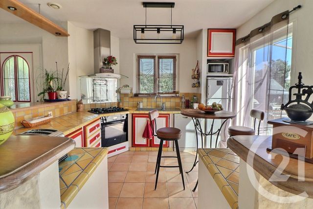 maison à vendre - 3 pièces - 119.69 m2 - FREJUS - 83 - PROVENCE-ALPES-COTE-D-AZUR - Century 21 Sud Habitat
