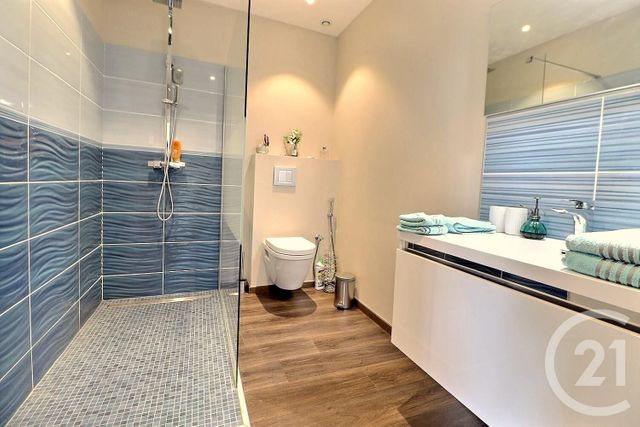 maison à vendre - 6 pièces - 262.0 m2 - ROQUEBRUNE SUR ARGENS - 83 - PROVENCE-ALPES-COTE-D-AZUR - Century 21 Sud Habitat